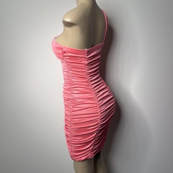 City Triangles small pink Rutched mini dress - Picture 6 of 8